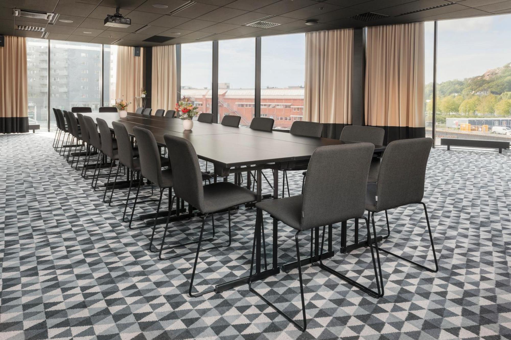 Hotel Clarion Karlatornet 4*