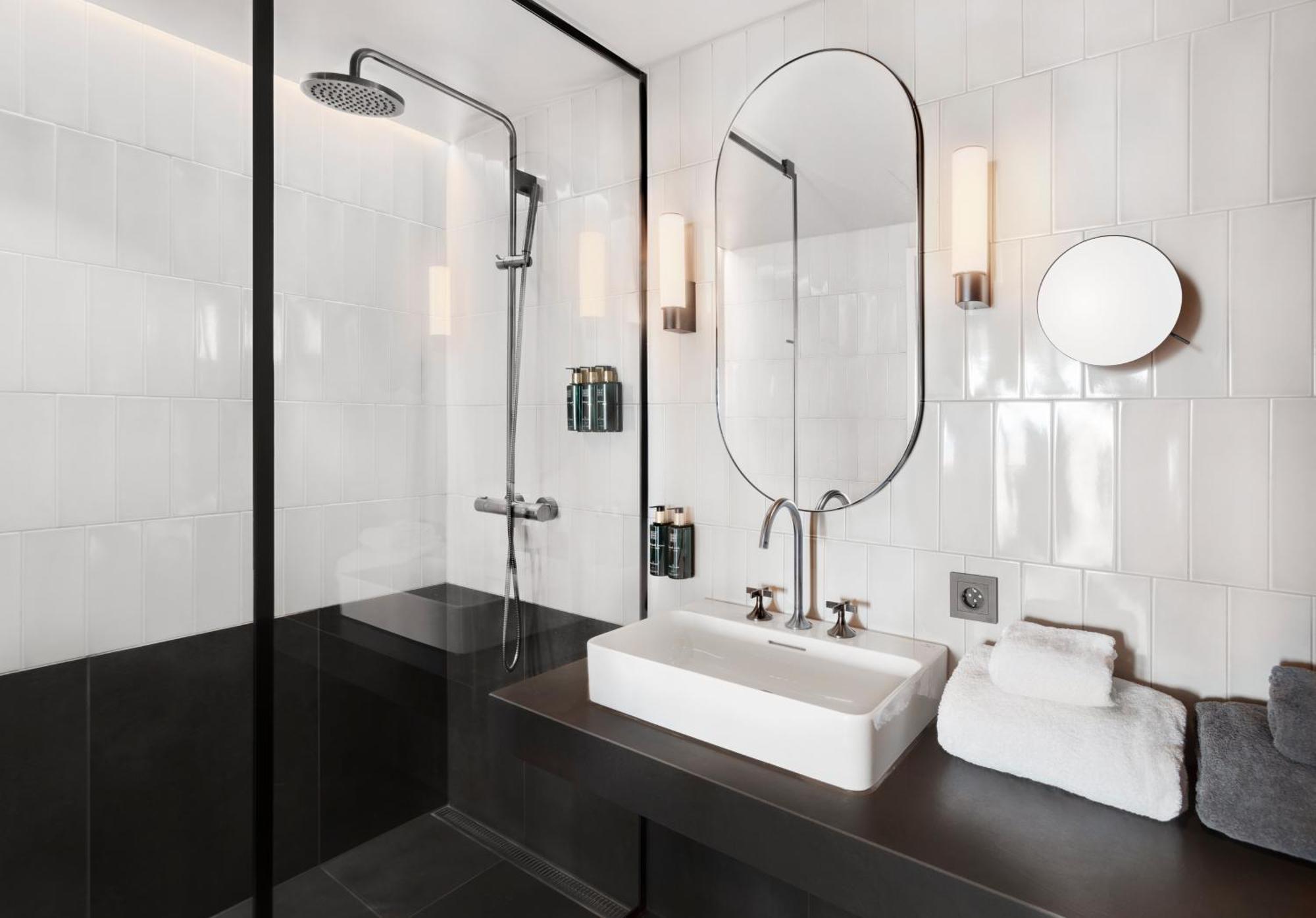 Hotel Clarion Karlatornet 4*
