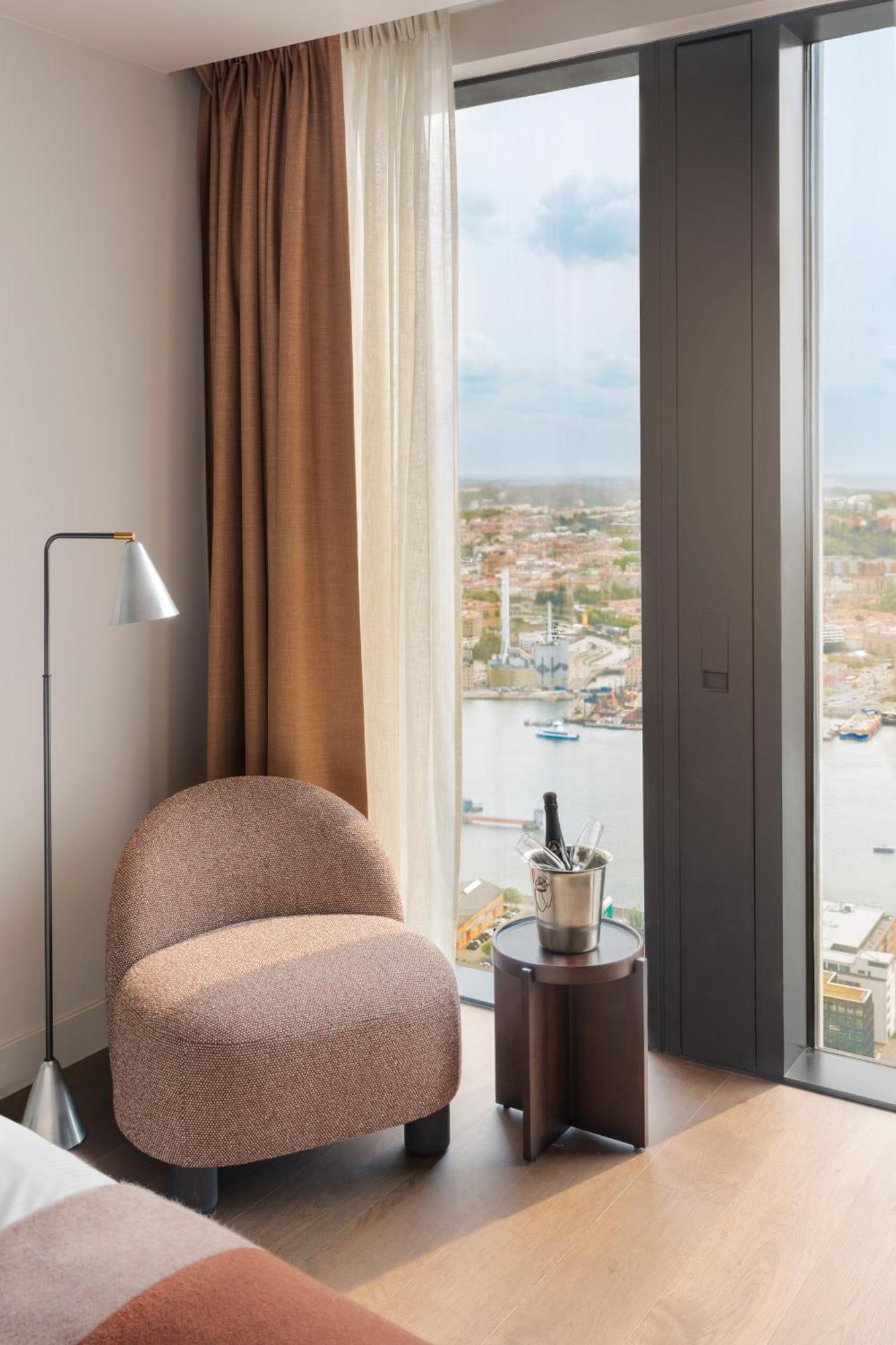 Clarion Karlatornet 4* Göteborg